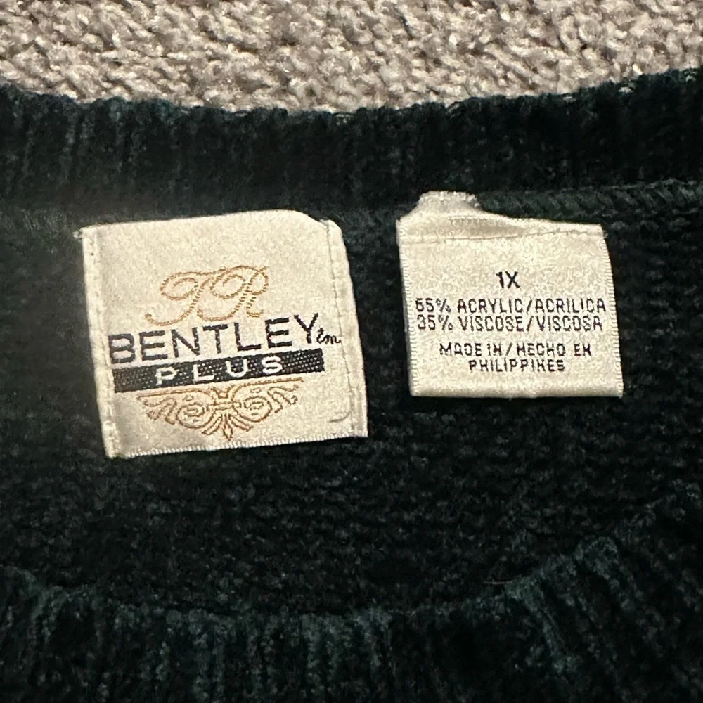 Women’s Bentley Plus Short Sleeved Sweater